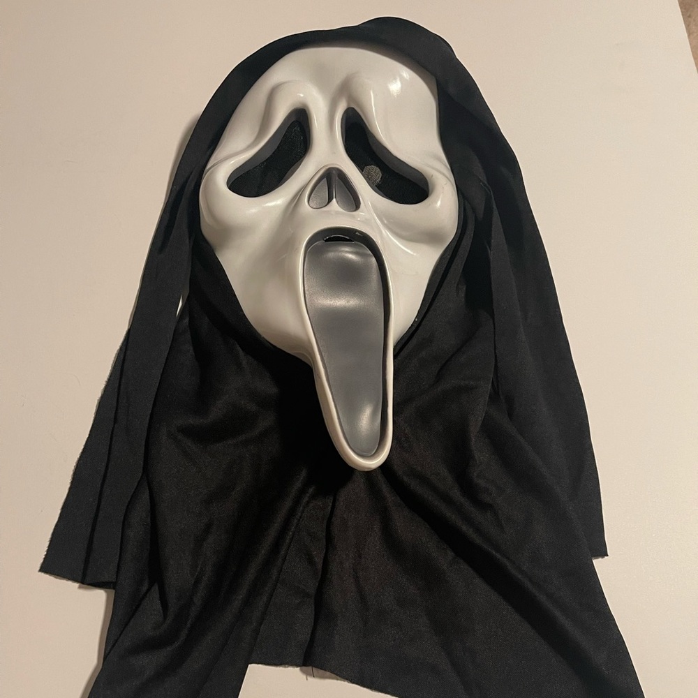 GHOST FACE Scream Mask Fun World 2020